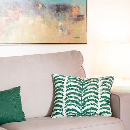 Apartment Carmo Lisbon Bagian luar foto
