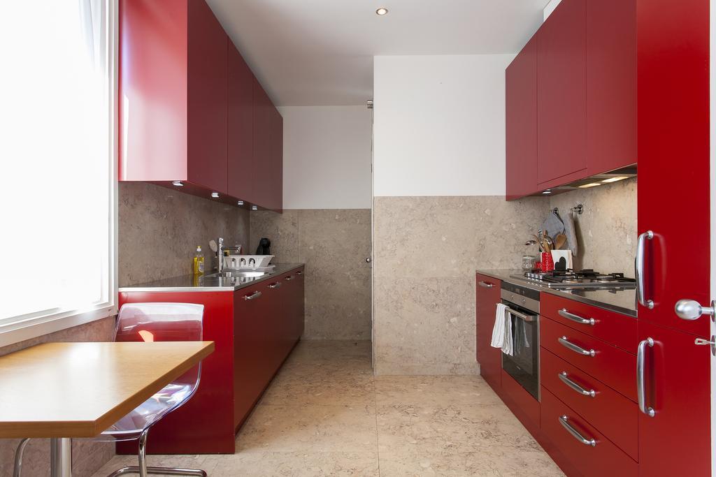 Apartment Carmo Lisbon Bagian luar foto